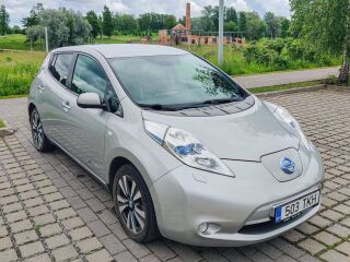 Nissan LEAF Tekna - 40Kwh - Akuga 80kW