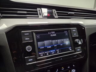 Volkswagen Passat Business 1.5 110kW
