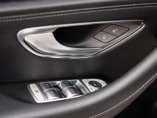 Mercedes-Benz E 200 Avantgarde AMG Line 2.0 135kW