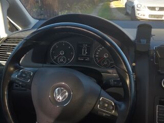 Volkswagen Touran 1.6 77кВ