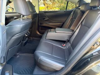 Lexus ES 300h +LPG 2.5 131кВ