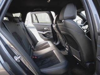 BMW 320 M-PAKETT 2.0 R4 140kW