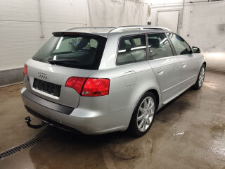 Audi A4 S-Line 2.0 103kW