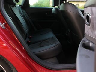 SEAT Leon Cupra 2.0 R4 221kW