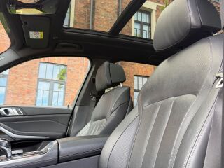 BMW X5 M50 3.0 294kW