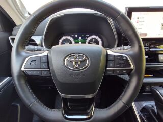 Toyota Highlander Premium 140kW