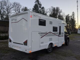 Giottiline SIENA 385 E PREMIER EDITION ACC/FULLED 2.2 103kW