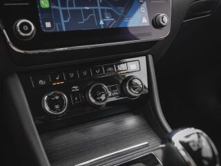 Skoda Superb Facelift 1.4 R4 115кВ