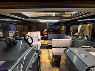XO EXPLR 10 S+ Front Cabin Mercury Verado V8 2x250hj