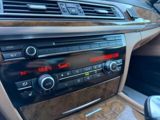 BMW 740 3.0 225кВ
