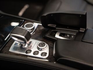Mercedes-Benz SL 63 AMG 5.5 V8 395kW