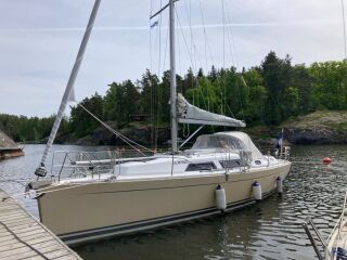 Hanse 325 Volvo D1-30