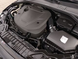 Volvo V60 D4 R-DESIGN EDITION 2.0 140kW