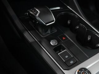 Volkswagen Touareg 3.0 170kW