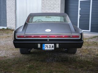 Dodge Charger 8.0 V8 450кВ