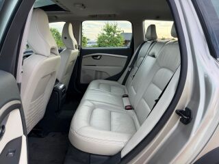 Volvo XC70 Summum 2.0 R5 D3 120кВ