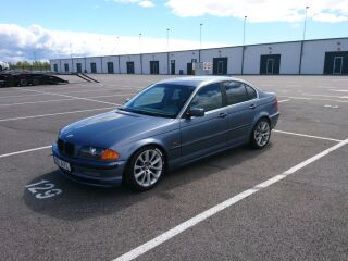 BMW 328 2.8 142kW