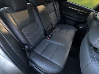 Lexus NX 300h 2.5 114кВ