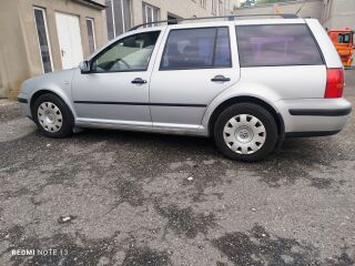 Volkswagen Golf 1.6 77kW