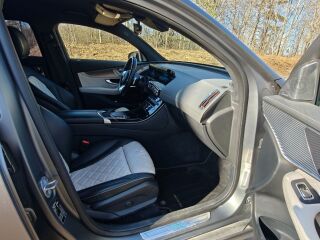 Mercedes-Benz EQC 400 AMG 300кВ