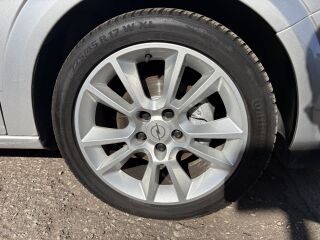 Opel Astra TwinTop 1.8 103кВ
