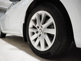 Skoda Superb AMBITION COMBI 1.5 TSI 110kW