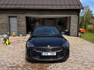 Kia Stinger GT2 3.3 V6 272kW