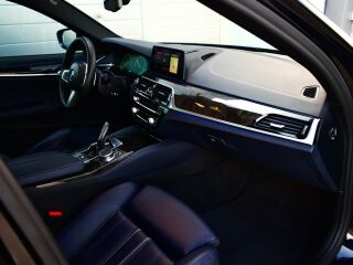 BMW 520 M-Sportpakett Shadowline xDrive 2.0 B47 140kW