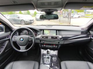 BMW 530 Touring X-DRIVE 3.0 190kW