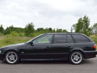 BMW 530 2.9 135kW