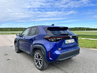 Toyota Yaris Cross Elegant 1.5 68кВ