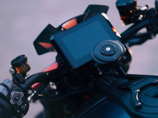 KTM 1290 Super Duke R V-twin 132kW