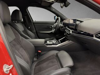 BMW 320 Touring G21 M Sport Melbourne-Red Metallic 2.0 140kW