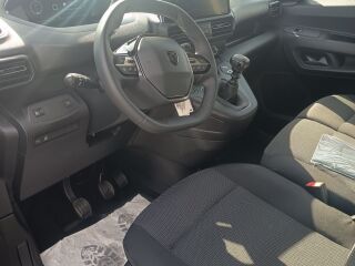 Peugeot Partner L2 2.4t BlueHDi 130 1.5 96kW