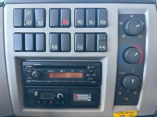 Volvo FL 250 4x2 188kW