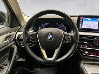 BMW 530 d xDrive Touring LCI MHEV 3.0 R6 210kW
