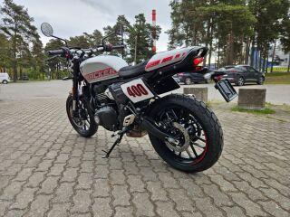 Triumph Tracker 400 29kW