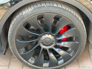 Tesla Model Y PERFOMANCE 155kW