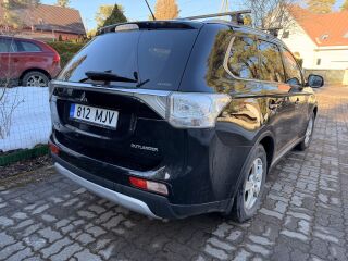 Mitsubishi Outlander Instyle+ 2.0 110кВ