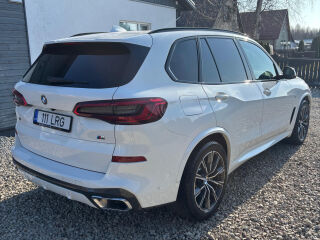 BMW X5 M-Sportpakett 3.0 195кВ