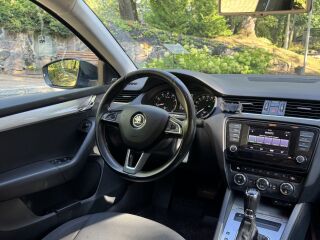 Skoda Octavia Elegance 1.2 77kW