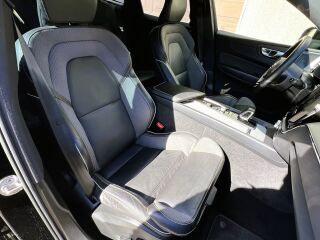 Volvo XC60 R-Design B4 H&K 2.0 145kW