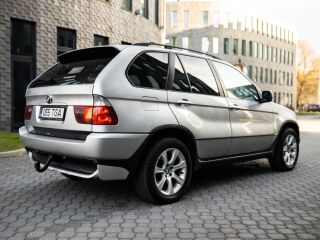 BMW X5 Shadowline IS-pakett Facelift 3.0 160kW