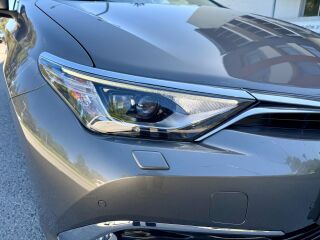 Toyota Auris Activ Hybrid Luxury Facelift 1.8 90kW