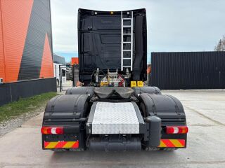 Mercedes-Benz Actros 2545 6x2/4 330kW