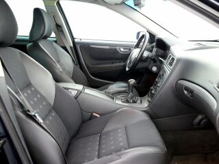 Volvo V70 Summum 4x4 AWD Facelift 2.4 D5 120кВ
