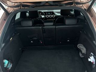 Mercedes-Benz GLA 200 AMG Night pakett 2.0 110kW