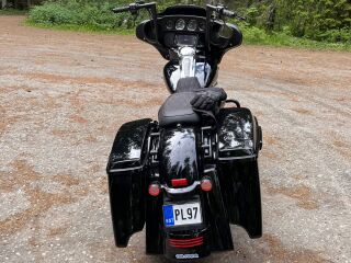 Harley-Davidson Street Glide Special