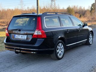 Volvo V70 Momentum 2.0 R5 D4 120kW