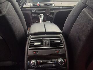 BMW 740 3.0 225kW